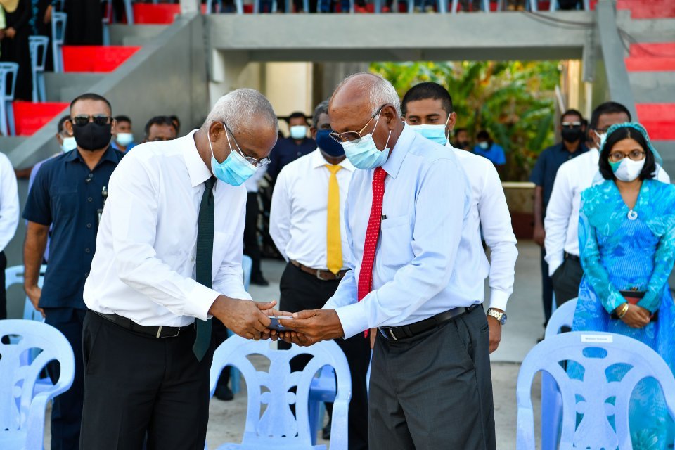 ފެކްޓް ޗެކް: ލ ގަމުގައި ކެންސަރު ހޮސްޕިޓަލް އެޅުމަށް ކުރީ ސަރުކާރުން މަސައްކަތްތަކެ އްކޮށްފައިވަނިކޮށް ރާއްޖޭގައި ފުތަމަފަހަރަށް ކެންސަރު ހޮސްޕިޓަލެއް އެޅުމުގެ އިދާރީ މަސައްކަތް ނިމިއްޖެ ކަމަށް ހެލްތު މިނިސްޓަރ ވިދާޅުވުމަކީ އިތުރުފުޅެއް!